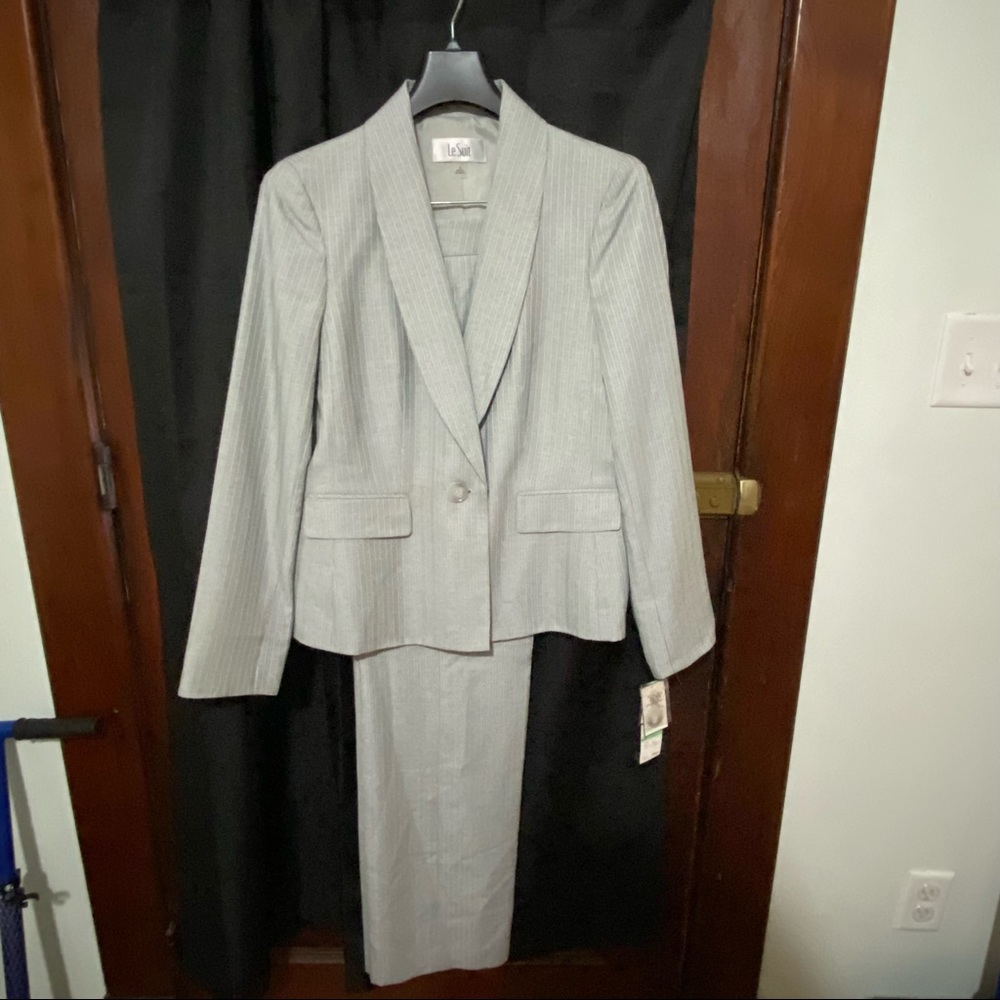 Gray pantsuit size 8 brand new